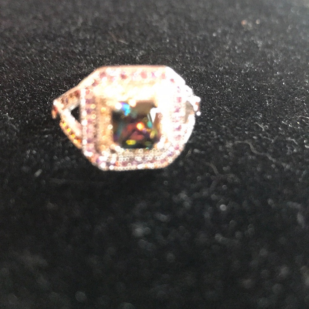 SOLD SOLD SOLD Beautiful stone ring
